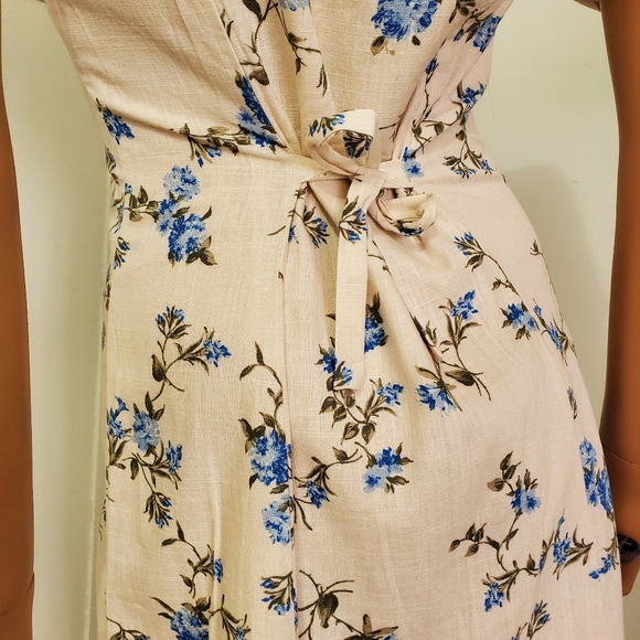 Stunning Lined Linen Floral Dress - Picture 9 of 10